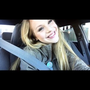 Meet your posher, Cherish 💗💗